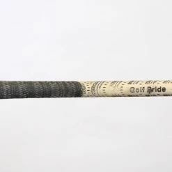 Titleist 913D3 Driver - Right-Handed - 9.5 Degrees - Stiff Flex -TaylorMade Drivers Sales 061f6267 6a92 5b80 b35c 1acc330aafb8