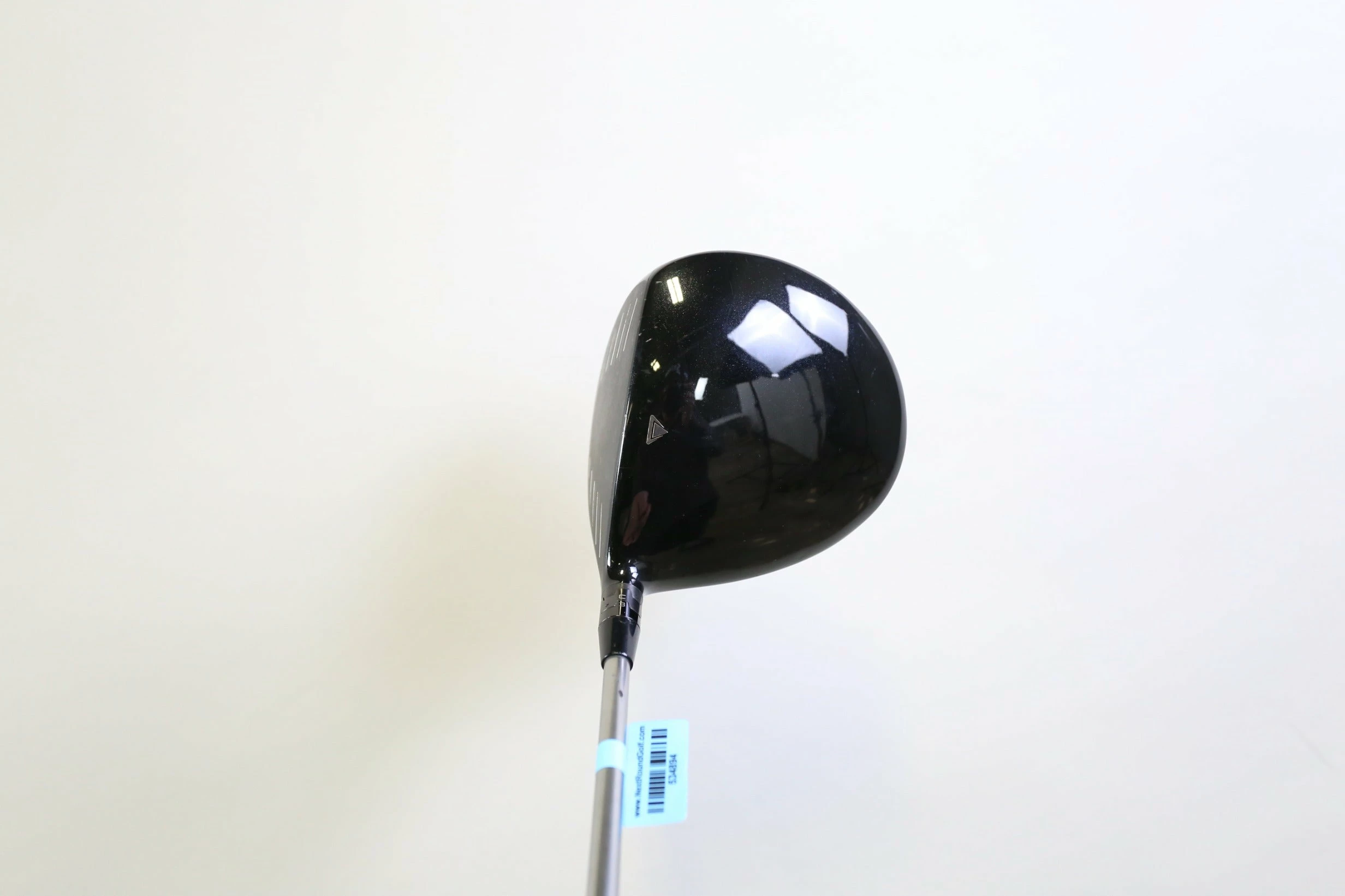 Titleist 915D2 Driver - Right-Handed - 10.5 Degrees - Stiff Flex 8 Titleist 915D2 Driver - Right-Handed - 10.5 Degrees - Stiff Flex - Image 6