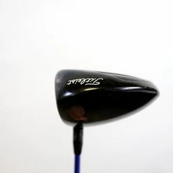 Titleist 913D2 Driver - Right-Handed - 9.5 Degrees - Regular Flex 14 Titleist 913D2 Driver - Right-Handed - 9.5 Degrees - Regular Flex -TaylorMade Drivers Sales 94a01516 9f7d 5497 9203 e79d51c47efe