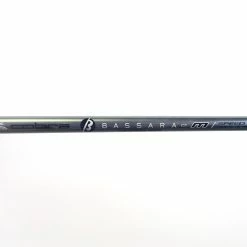Cobra M Speed Offset Driver - Right-Handed - 10.5 Degrees - Ladies Flex -TaylorMade Drivers Sales f8eee59b cddc 510c b1c1 f32d7b053913