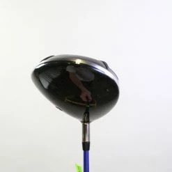 Titleist 907 D2 Driver - Right-Handed - 10.5 Degrees - Regular Flex -TaylorMade Drivers Sales f95ff8c2 f215 517e ba4c d0236ec805b0